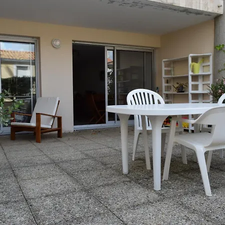 Avec Terrasse A 50m De La Des Sables-d'olonne - Fr-1-197-429 Apartment *