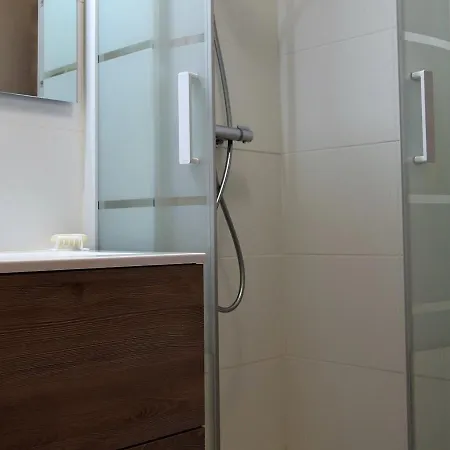 Апартаменты Avec Terrasse A 50m De La Des Sables-d'olonne - Fr-1-197-429