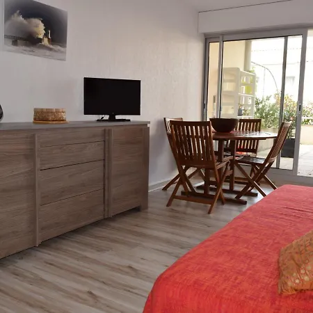 Avec Terrasse A 50m De La Des Sables-d'olonne - Fr-1-197-429 Апартаменты *