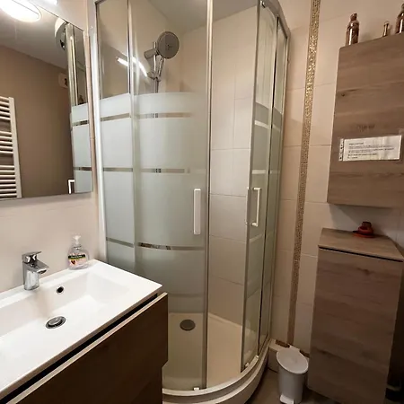 Апартаменты Avec Terrasse A 50m De La Des Sables-d'olonne - Fr-1-197-429