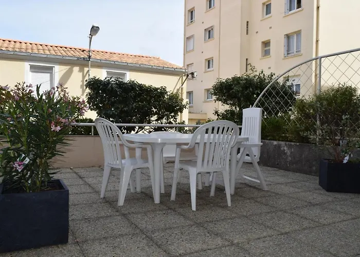 Avec Terrasse A 50m De La Des Sables-d'olonne - Fr-1-197-429 公寓